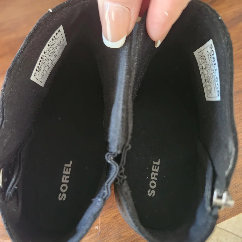 Sorel Black Artic Wedge Ankle‎ Boots